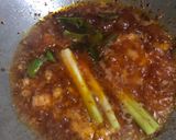 Gambar langkah 4 resipi Ketam Goreng Sambal.