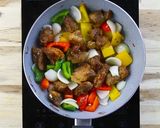 Hình bước làm 4 của món Sườn xào chua ngọt