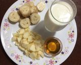 A picture of step 1 of Apple Banana Smoothie.