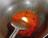 A picture of step 4 of Namkeen Puffed Rice (jain recipe).