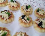 صورة لخطوة 1 من وصفة ميني بيتزا