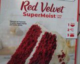 Foto del paso 2 de la receta: Pastel terciopelo rojo con plátano cubierto frosting de chocolate