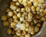 A picture of step 3 of Kulle Chaat or Kuliya, an old Delhi style.