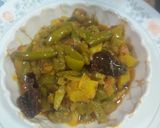 A picture of step 4 of Aloo capsicum.