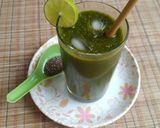 A picture of step 4 of Healthy Spinach Juice.