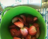 Foto del paso 1 de la receta: Fresas al vino blanco