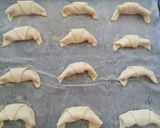 A picture of step 3 of Mixed mini pastries.