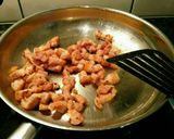 รูปขั้นตอนการทำที่ 1 ของ หมูสามชั้นคั่วพริกเกลือ