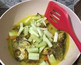 Foto langkah ke 4 dari resep 71. Ikan Acar Kuning.
