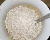 A picture of step 4 of Chocolate chip oats mug cake.