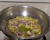 A picture of step 4 of Masoor Dal Tadka.
