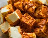 A picture of step 1 of Peri peri paneer tikka.