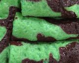 Foto langkah ke 6 dari resep Kulit Dadar gulung pandan.