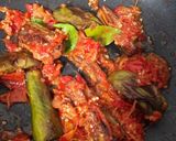 Foto langkah ke 4 dari resep Sambal Terong Teri Medan.