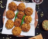 A picture of step 13 of Khasta Dry Matar Kachori.