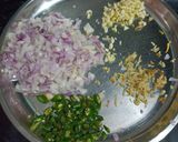 A picture of step 2 of Kolhapuri Misal Pav.