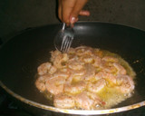 Foto del paso 5 de la receta: Camarones flameados