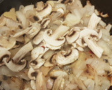 Foto del paso 4 de la receta: NoodlesThai Stile de Pollo y Champiñones con Jengibre y Cúrcuma