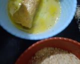 A picture of step 2 of Bread Chicken pockets.