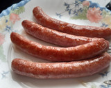 Foto del paso 1 de la receta: Longanizas frescas con sofrito y jalapeños