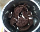 A picture of step 3 of Oreo layered seviyan.