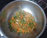 A picture of step 5 of Pizza mack puff.