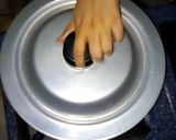 A picture of step 8 of Lauki ki Bhujiya.