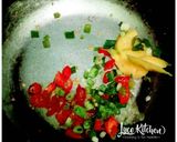 Foto langkah ke 2 dari resep Oseng Mie Kuda Menjangan Simpel / Mie Goreng Jawa.