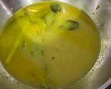 Foto langkah ke 3 dari resep Opor Kuning Ayam dan Telur.