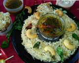 A picture of step 1 of Ulandogare/ Urad dal rice.