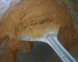 आटे का केसरी हलवा (Aate ka kesari halwa recipe in Hindi) रेसिपी चरण 2 फोटो