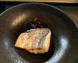 香煎蒜香鱸魚排的食譜步驟3照片