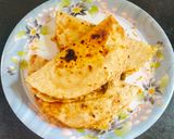 A picture of step 10 of Leftover roti panini leftover roti sandwich.