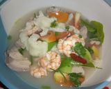 รูปขั้นตอนการทำที่ 8 ของ แกงส้มรวม 🍤 #แกงส้มกุ้ง #กุ้ง #เล็บมือนาง #หมูสามชั้น