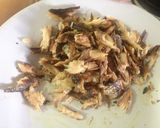 Foto langkah ke 1 dari resep Tongkol Suwir Kemangi Kulit Melinjo.