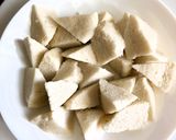 A picture of step 1 of Ghee Podi Idli.