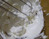 A picture of step 1 of Mango Cream Dessert.