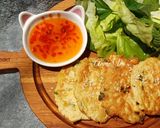 Hình bước làm 3 của món Trứng chiên nấm kim châm