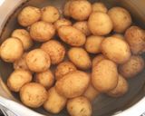 Foto langkah ke 1 dari resep Algamja Jorim (알감자조림) Baby Potato Korea.