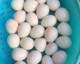 Hình bước làm 1 của món Trứng Cút Ngâm Tương