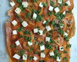 Foto del paso 6 de la receta: Palometa al horno con pimientos asados y queso feta