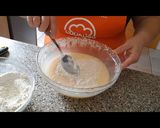 Foto del paso 7 de la receta Magdalenas con Nata y Chocolate