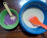 Foto langkah ke 4 dari resep Lapis (Mini) Marmer Bluberi.