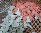 Foto langkah ke 1 dari resep Tumis bunga kol.