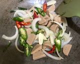 Foto langkah ke 5 dari resep Tumis Tauge Tahu Bakso.