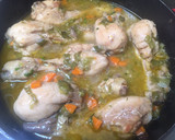 Foto del paso 3 de la receta: Jamoncitos de pollo con setas y verduras a la cerveza