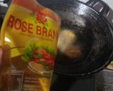 Foto langkah ke 4 dari resep Crispy cheesy hash browns.