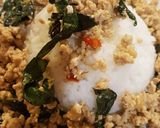 Foto langkah ke 8 dari resep Ayam Kemangi Thailand (Gai Pad Krapow).