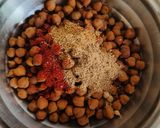A picture of step 2 of Kala chana chaat.