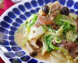 A picture of step 5 of Lunch Udon with Pork, Napa Cabbage, and Spicy Miso Soy Milk Broth.